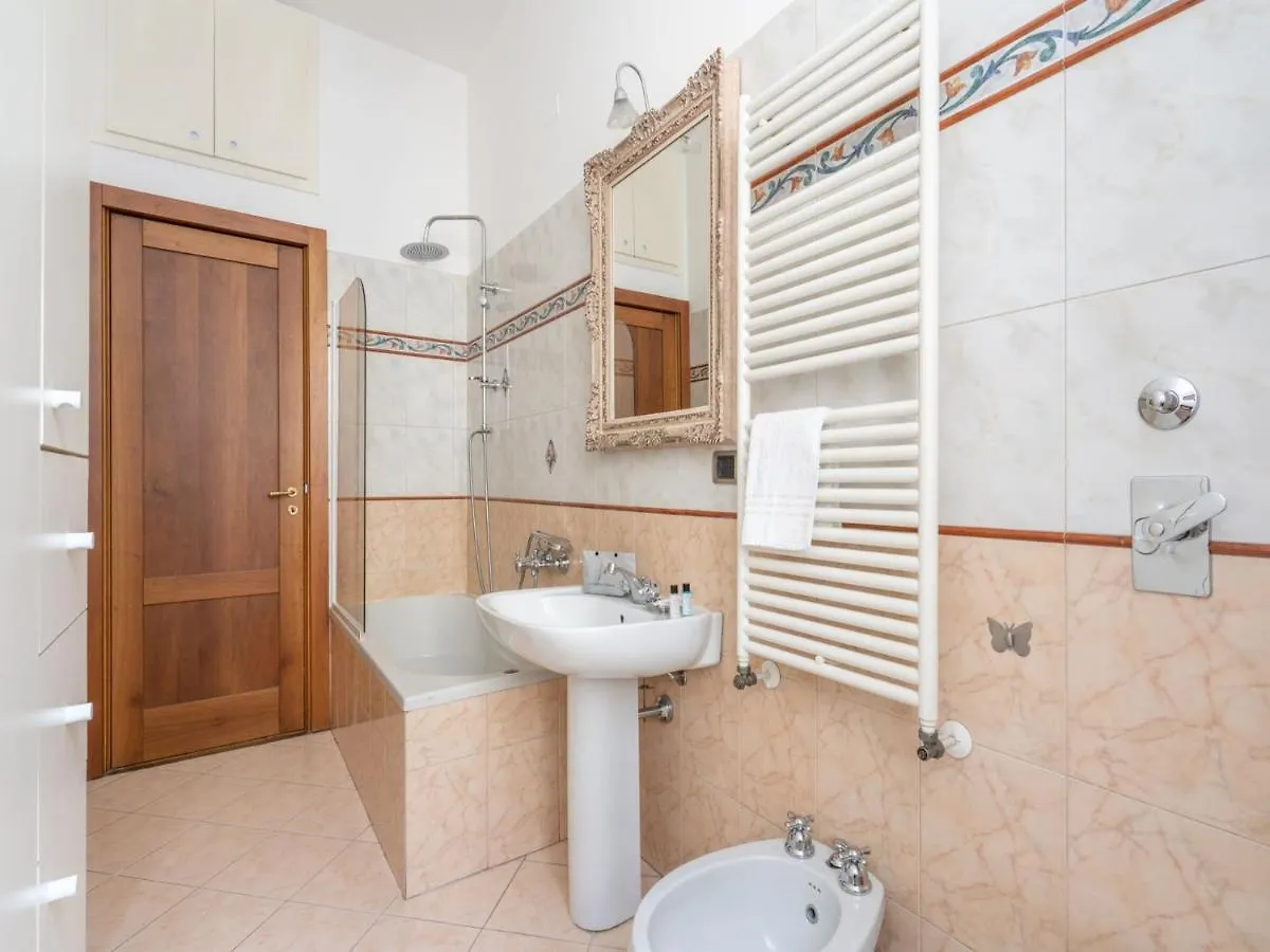 The Best Rent - Spacious Apartment Near Colonne S Lorenzo Milan