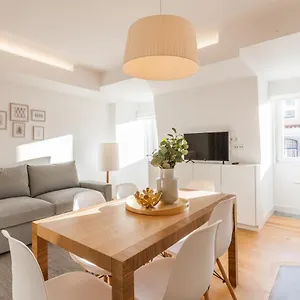 Flh Chiado Sunny Apartment Lisbon