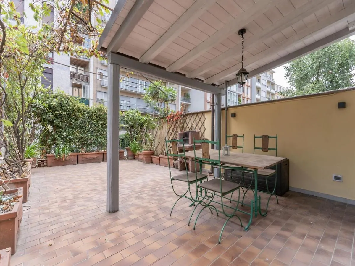 The Best Rent - Spacious Apartment Near Colonne S Lorenzo Milan Italy